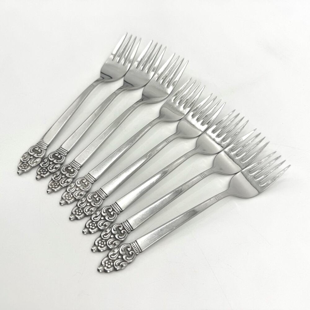 VINLAND 3 Dinner Forks & 5 Salad Forks Oneida Community Stainless Flatware